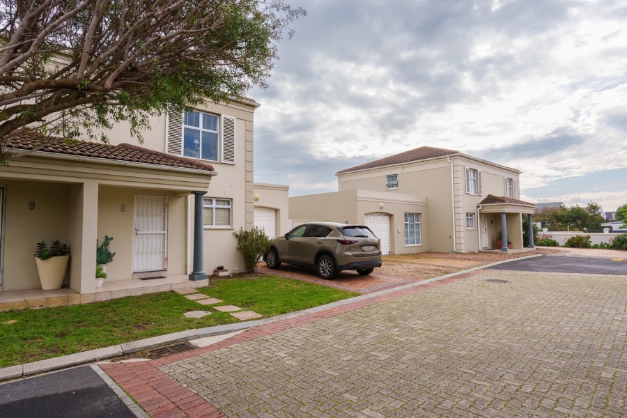 2 Bedroom Property for Sale in Royal Ascot Western Cape